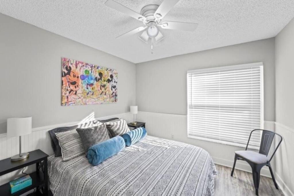 Retreat With Heated Pool In A Serene Community