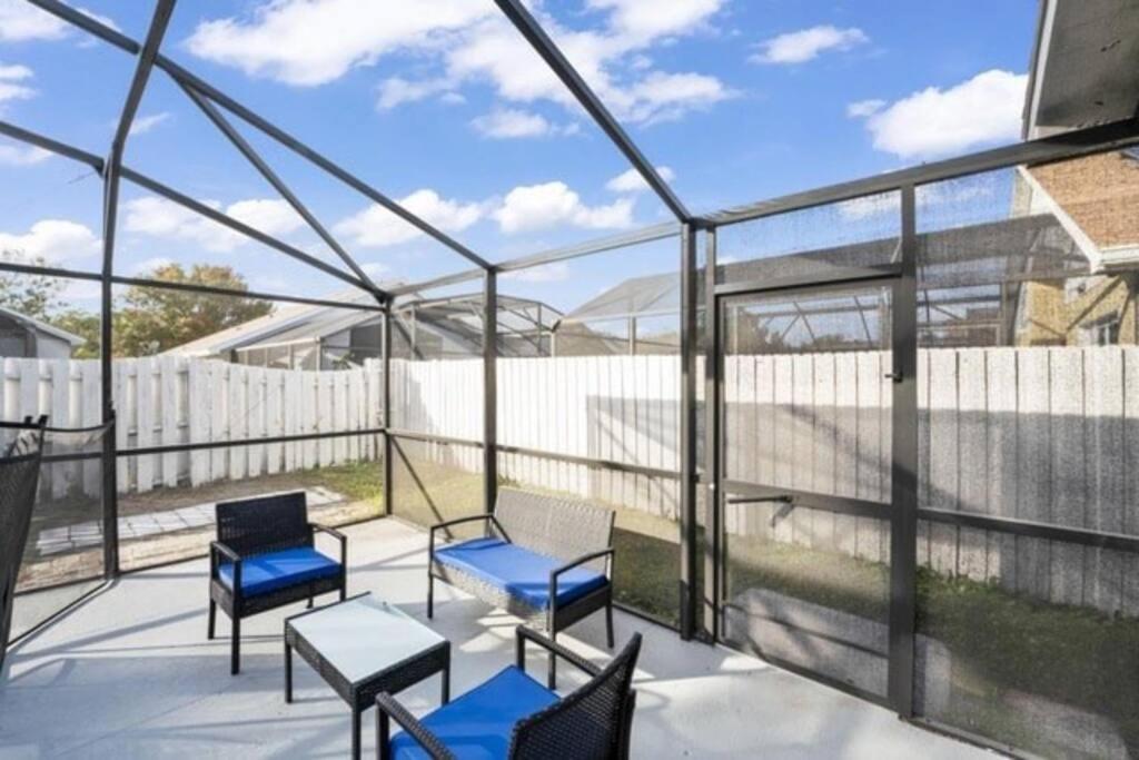 Retreat With Heated Pool In A Serene Community