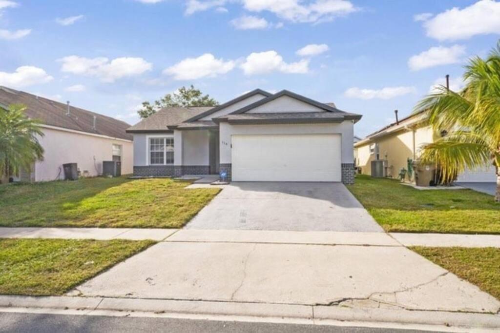 Holiday home Retreat With Heated Pool In A Serene Community *